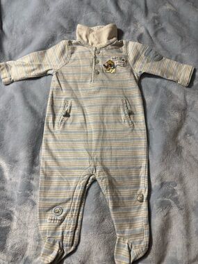 Vintage Walt Disney Winnie the Pooh Light Blue and Cream Footed One-Piece